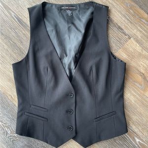 New York & Company Black Vest (size 6)